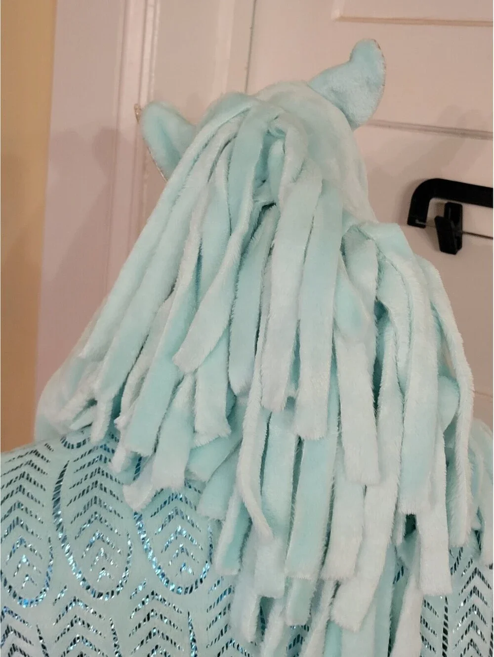 Justice  Hooded Unicorn  Blanket/robe Aqua/ Green Silver Accent Snuggie One Size